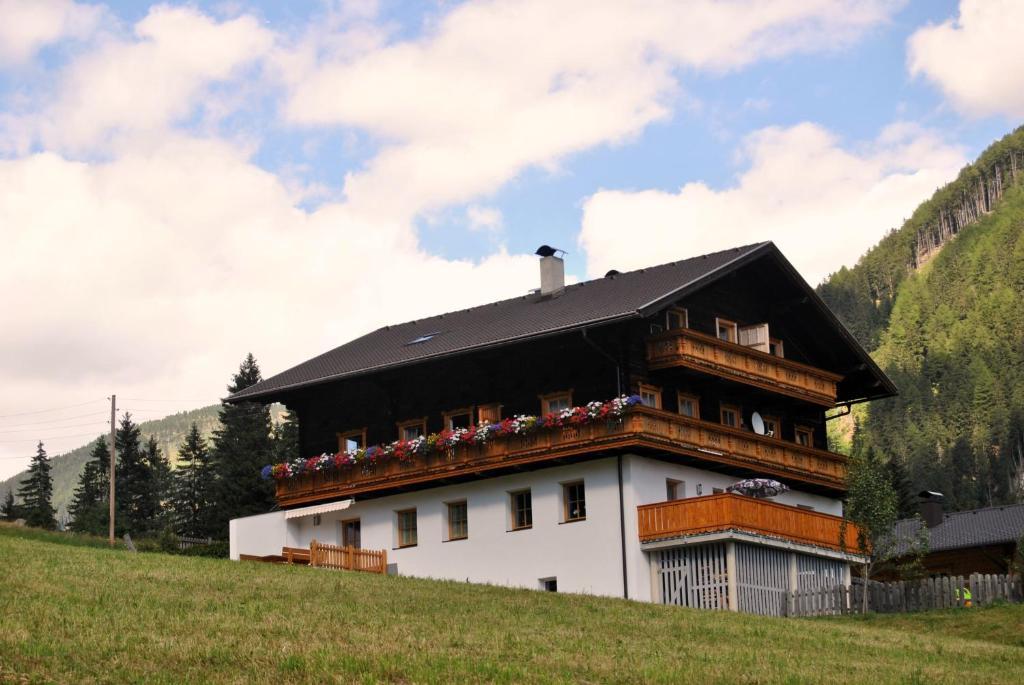 Ferienwohnungen Niederarnigerhof Familie Bauernfeind Kals-am Großglockner 외부 사진